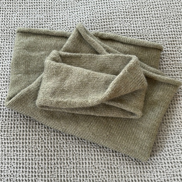 Universal Thread Snood and Twist Headband Green - Picture 1 of 5